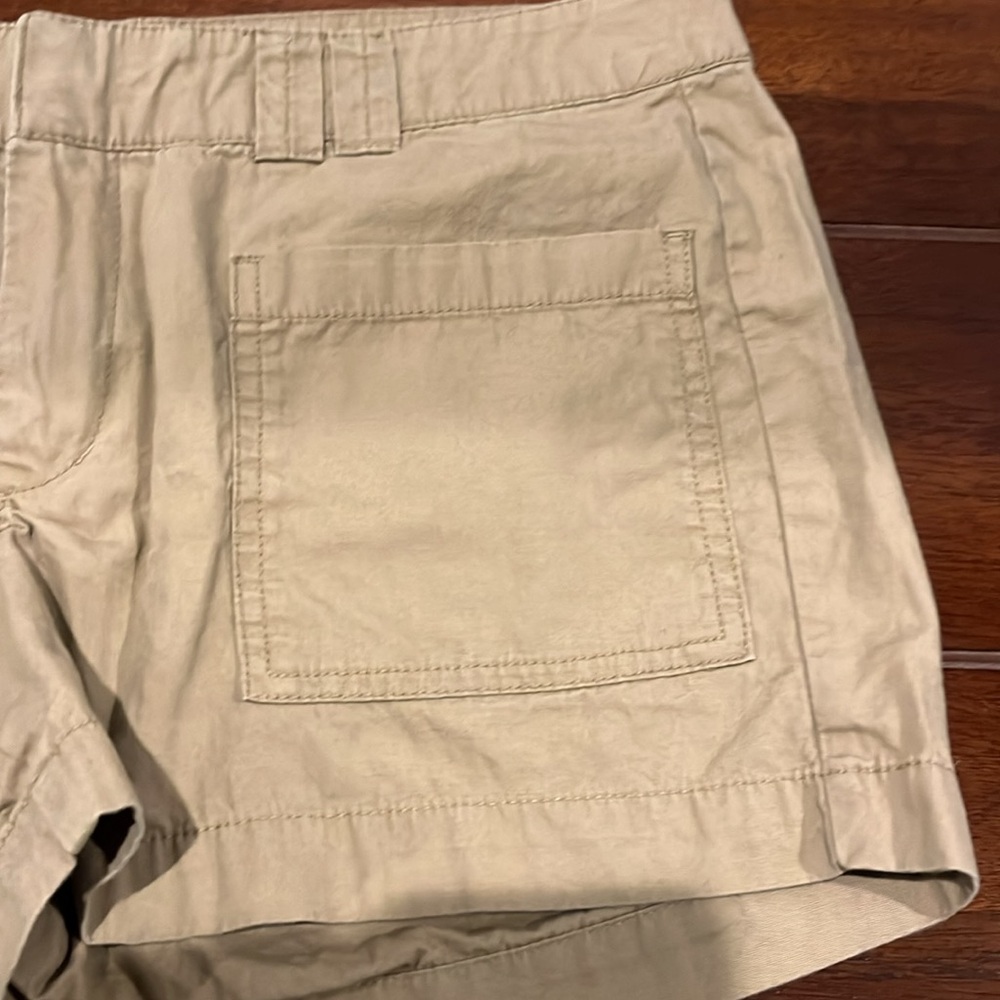 Old Navy khaki shorts old school shorts grab them now